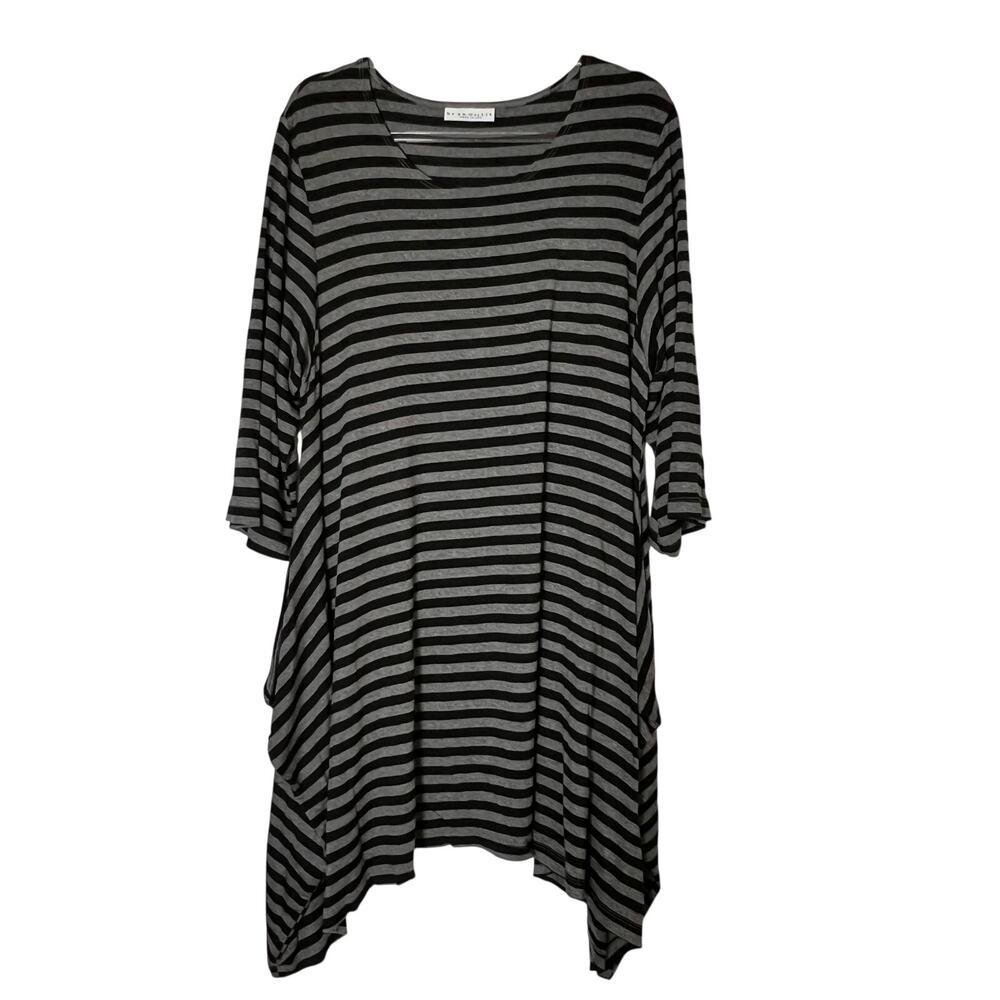 bryn WALKER Black and Gray Striped Tunic Top Women's XL SharkBite Hem